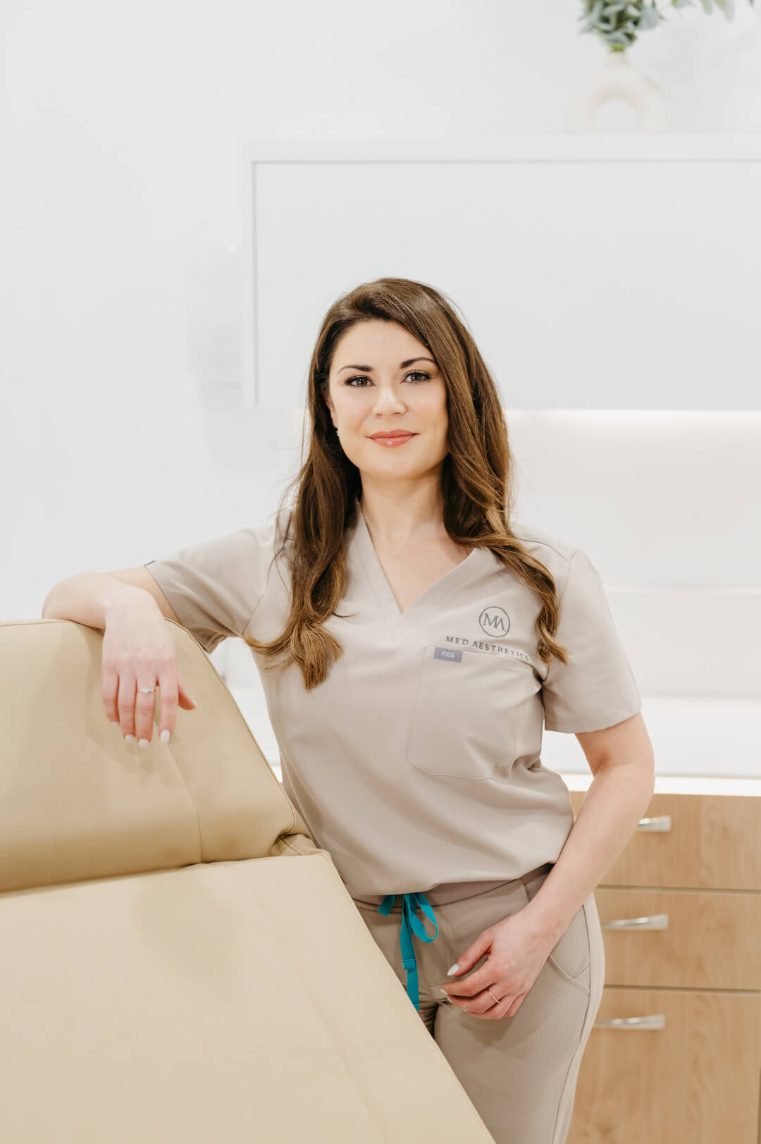 Alma McGrath, a highly skilled aesthetic practitioner at MedAesthetics Galway, known for her expertise in advanced skincare treatments and patient care.